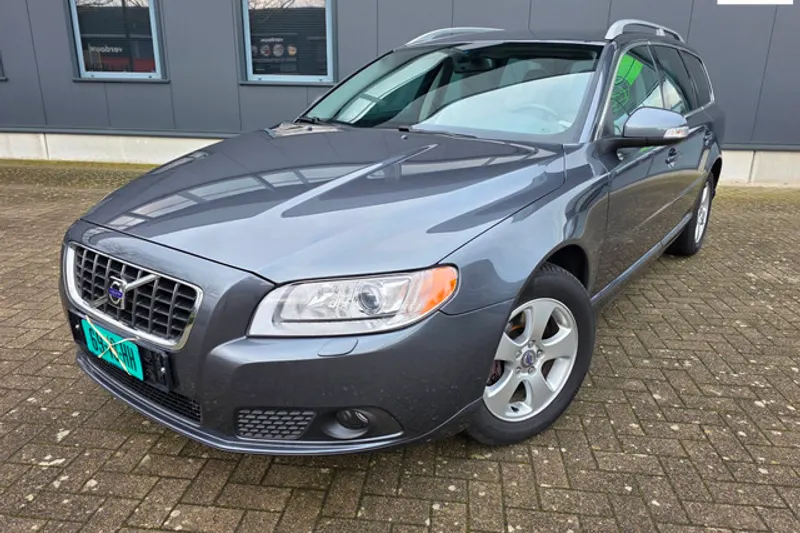 Volvo V70 (2008)