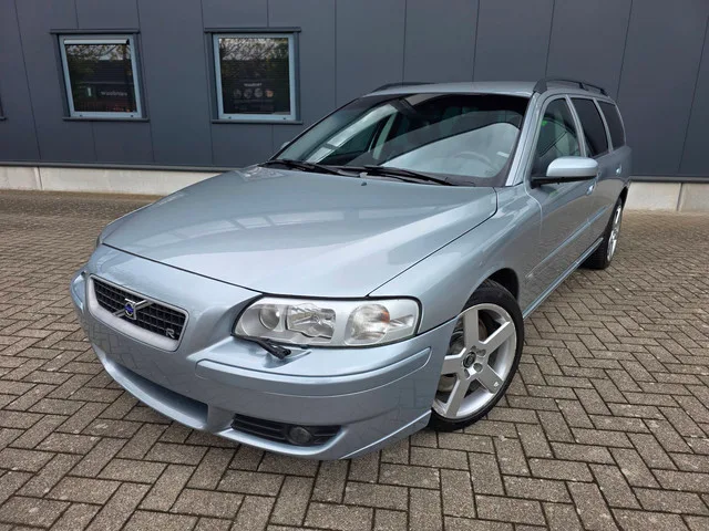 Volvo V70 (2006) — foto 1