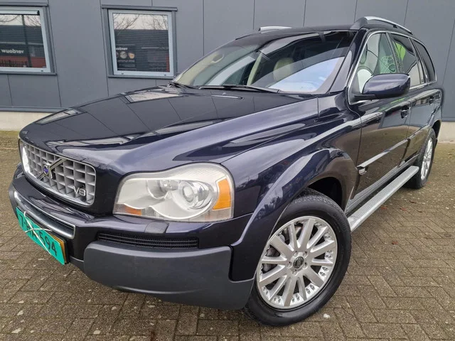 Volvo XC90 (2005) — foto 1