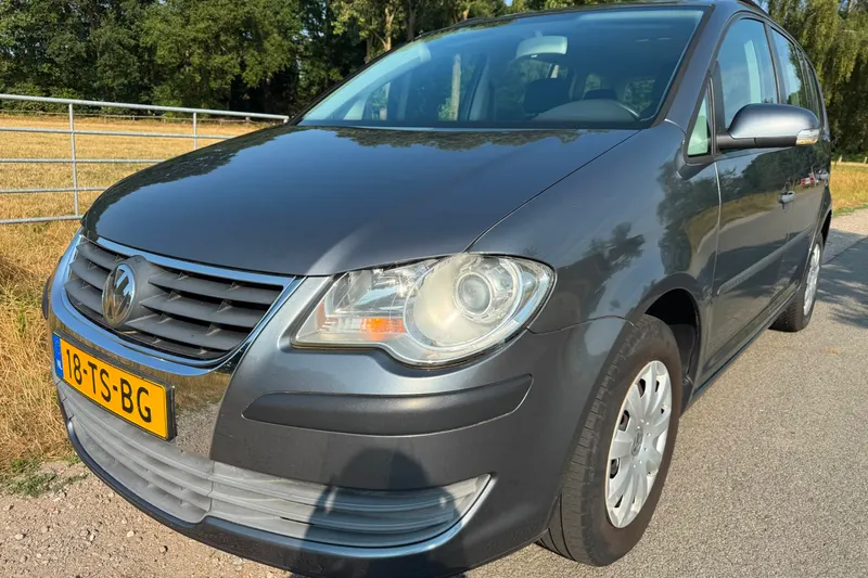 Volkswagen Touran (2007)
