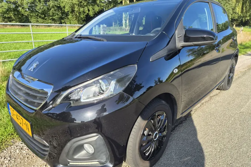 Peugeot 108 (2015)