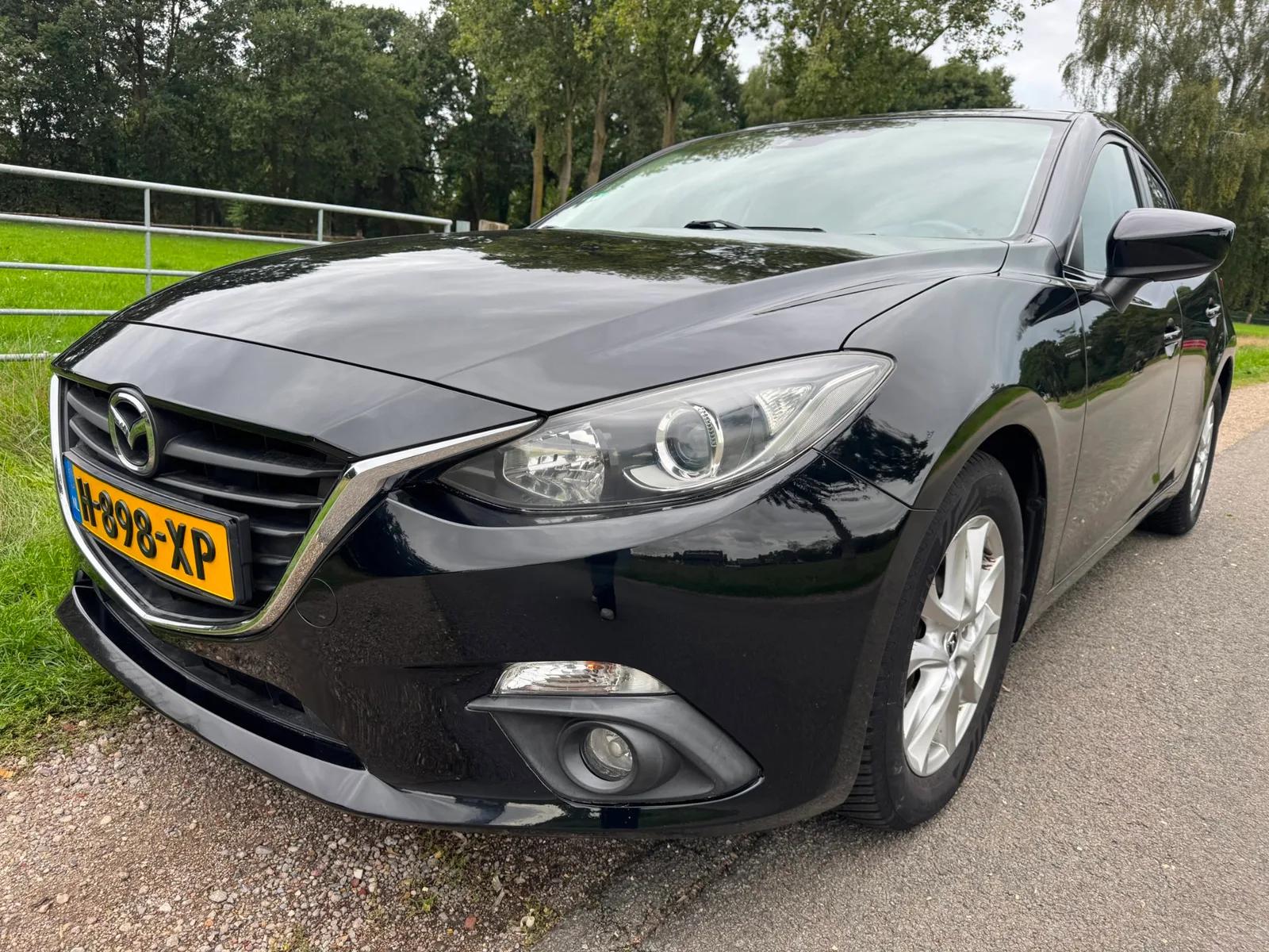 Mazda 3 (2015) — foto 1