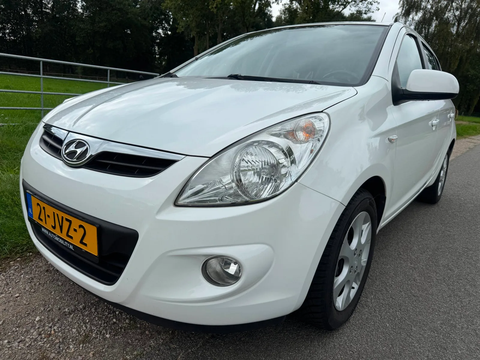 Hyundai i20 (2009) — foto 1
