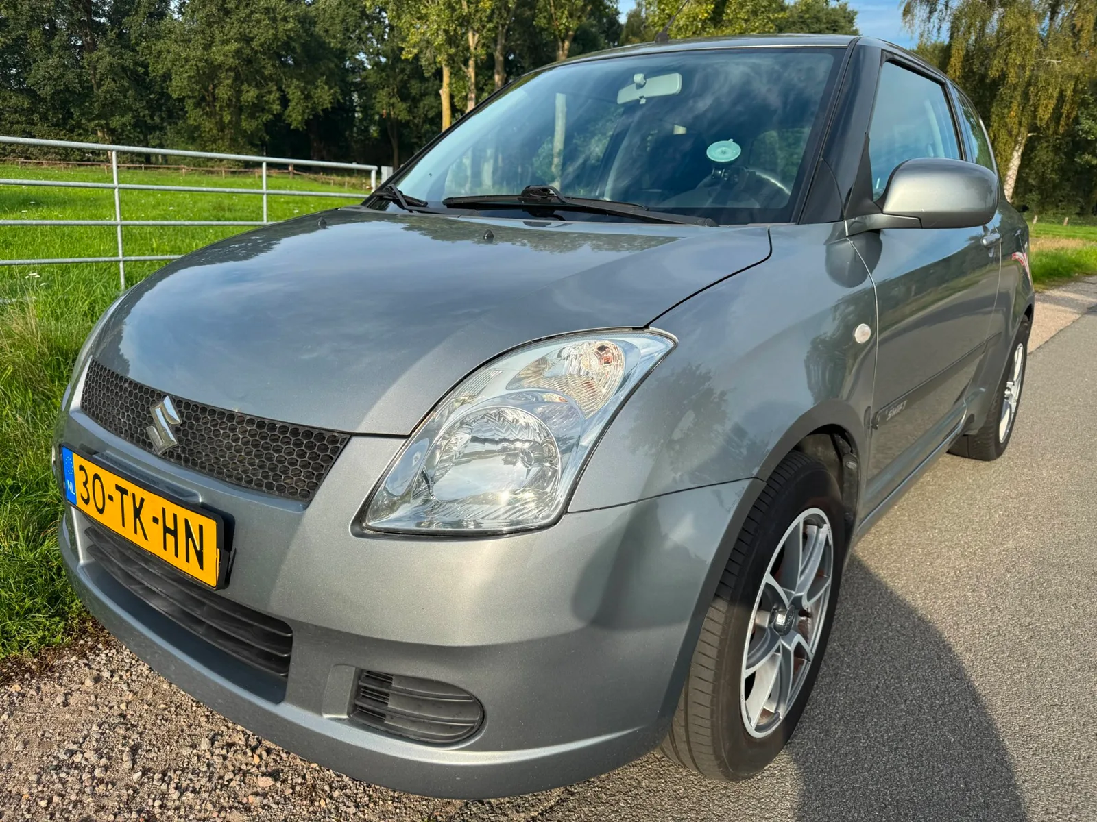 Suzuki Swift (2006) — foto 1