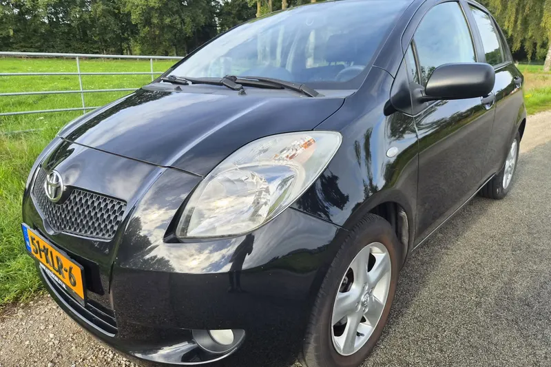 Toyota Yaris (2009)