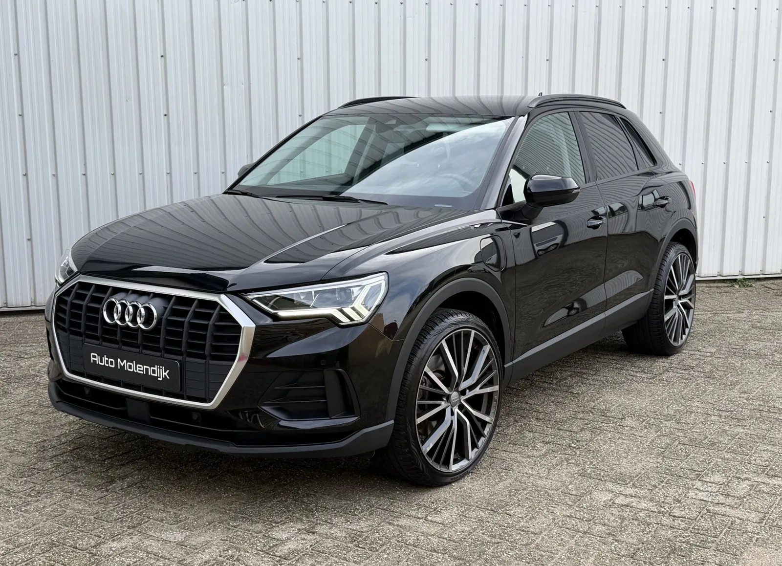 Audi Q3 (2022) — foto 1