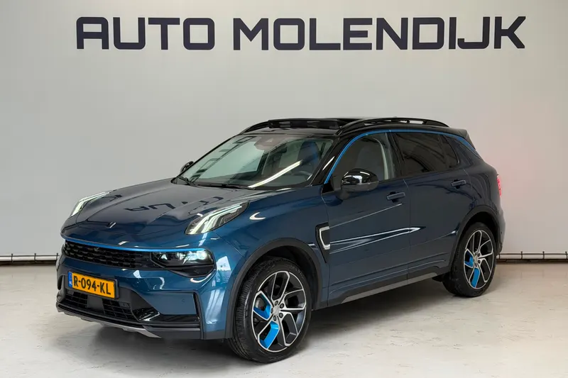 Lynk & Co 01 (2022)