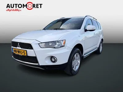 Mitsubishi Outlander (2010) — foto 1