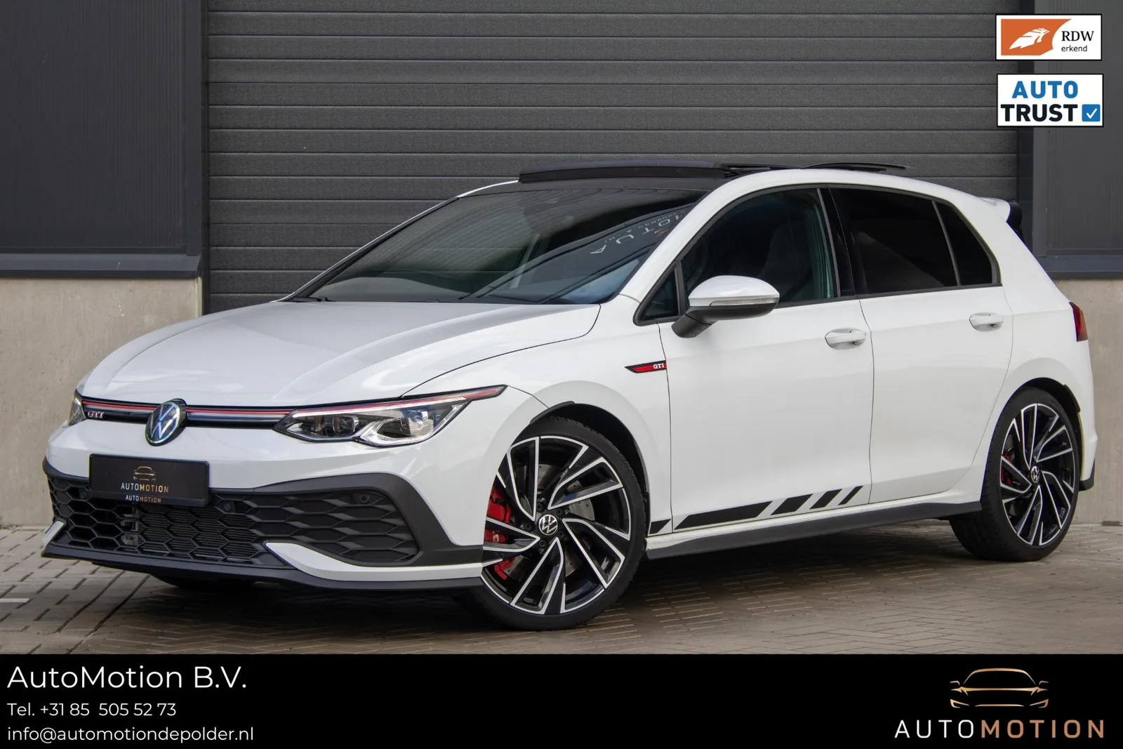 Volkswagen Golf (2020) — foto 1