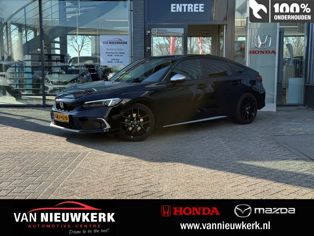 Honda Civic (2024) — foto 1