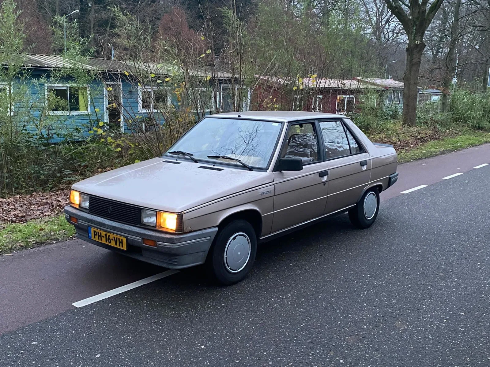 Renault 9 (1986) — foto 1
