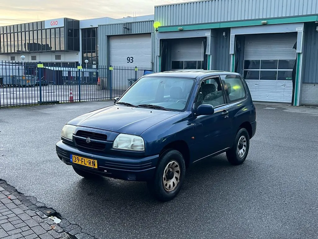 Suzuki Grand Vitara (2000) — foto 1