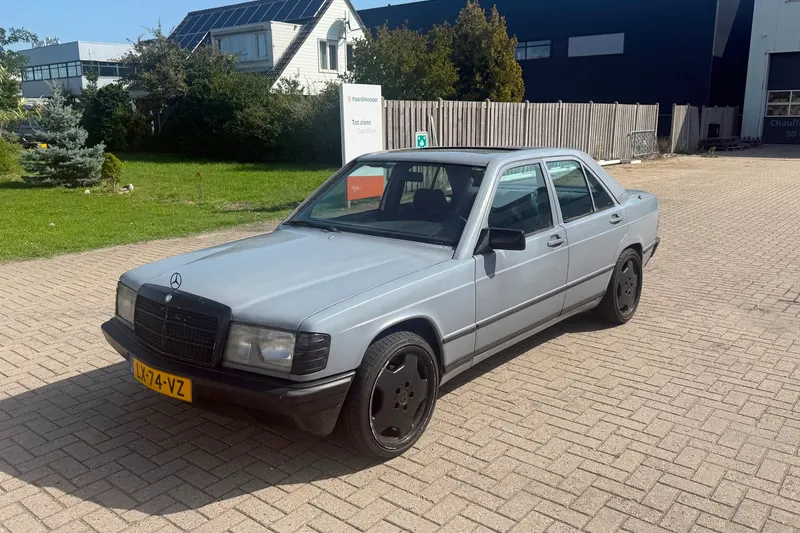 Mercedes-Benz 190-Serie (1984)