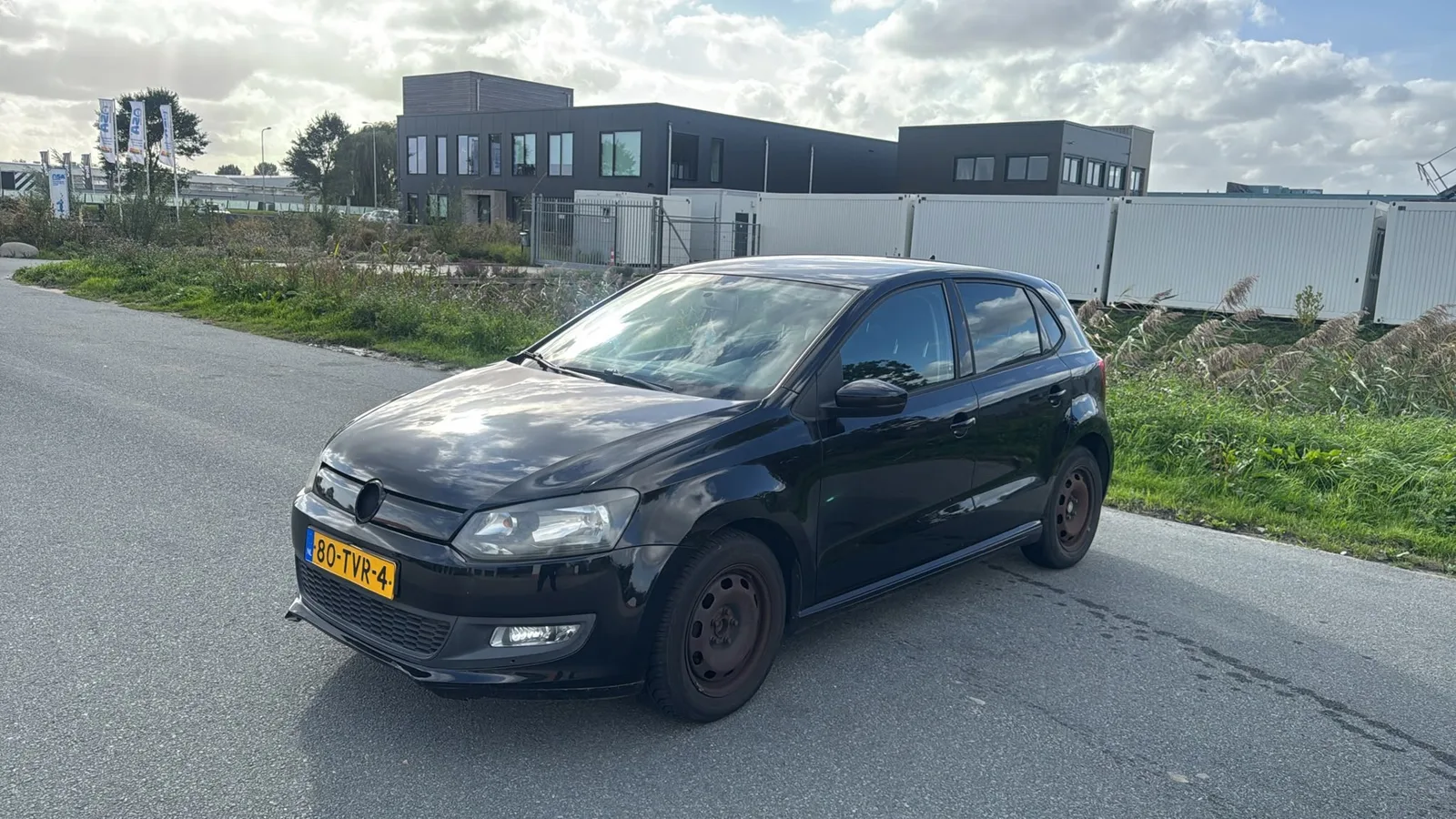 Volkswagen Polo (2012) — foto 1