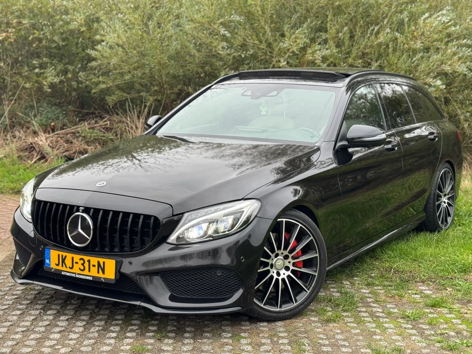 Mercedes-Benz C-Klasse (2015) — foto 1