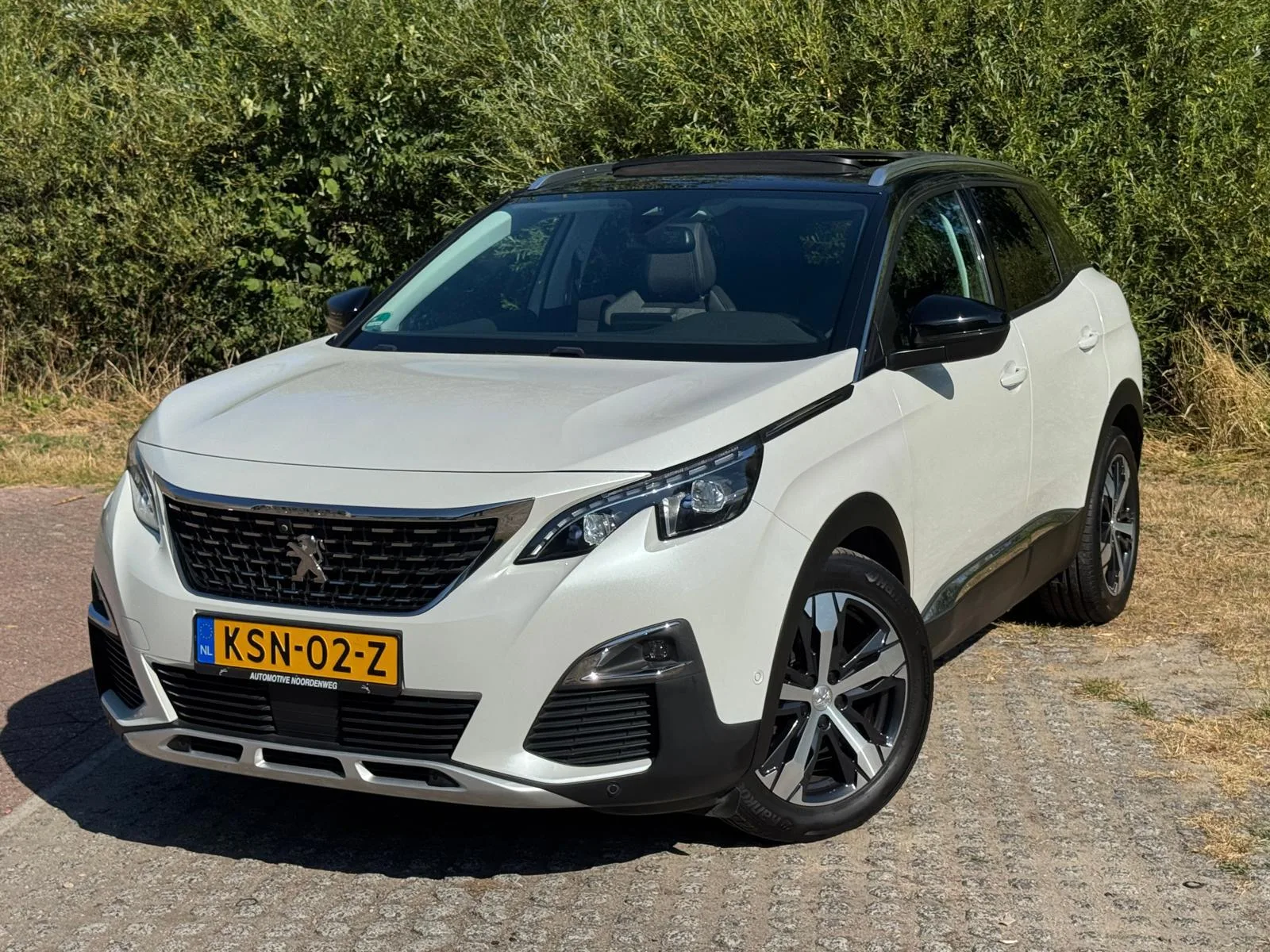 Peugeot 3008 (2018) — foto 1