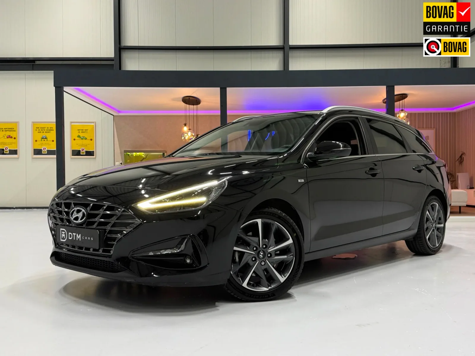 Hyundai i30 (2023) — foto 1