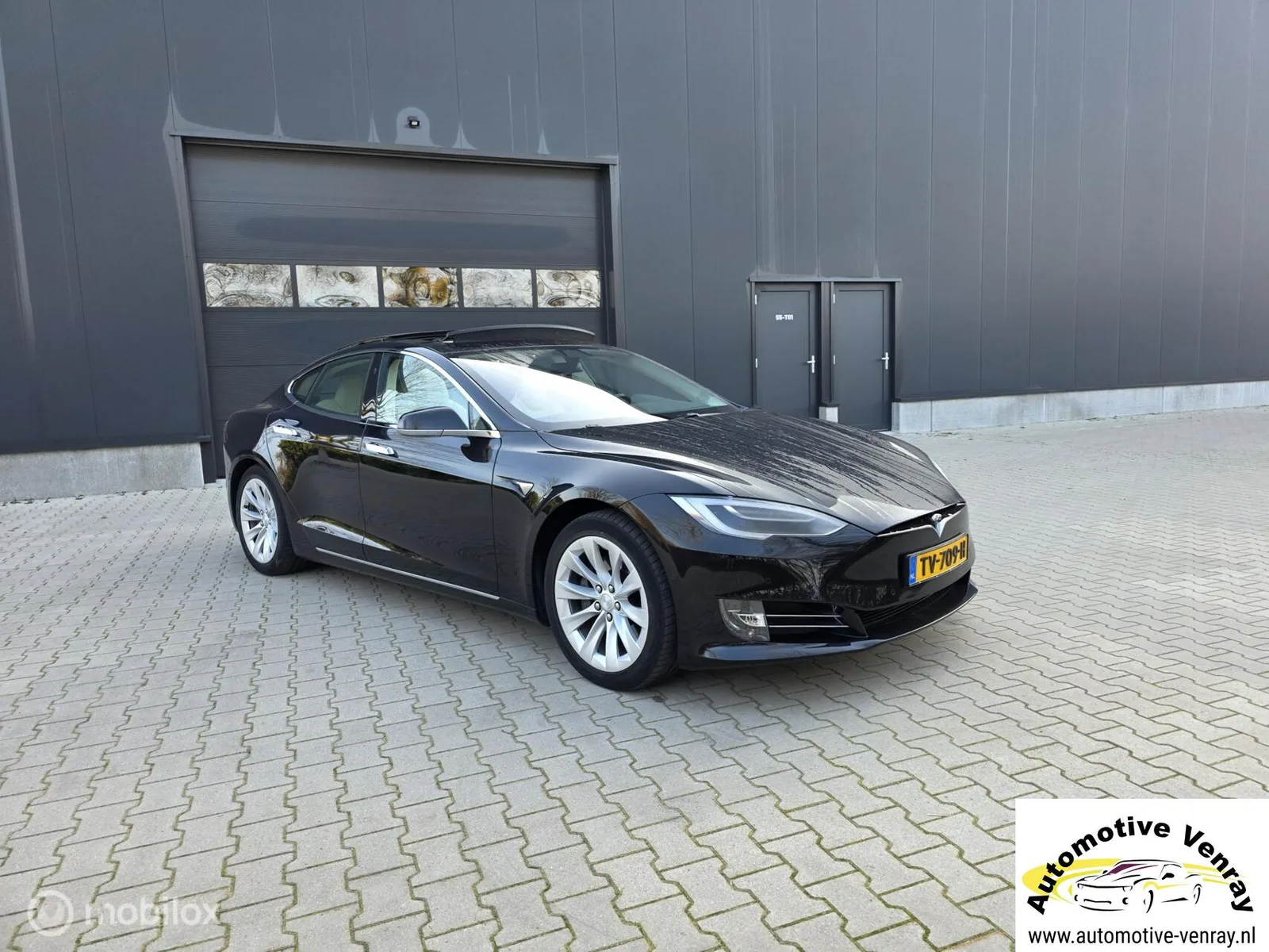 Tesla Model S (2018) — foto 1