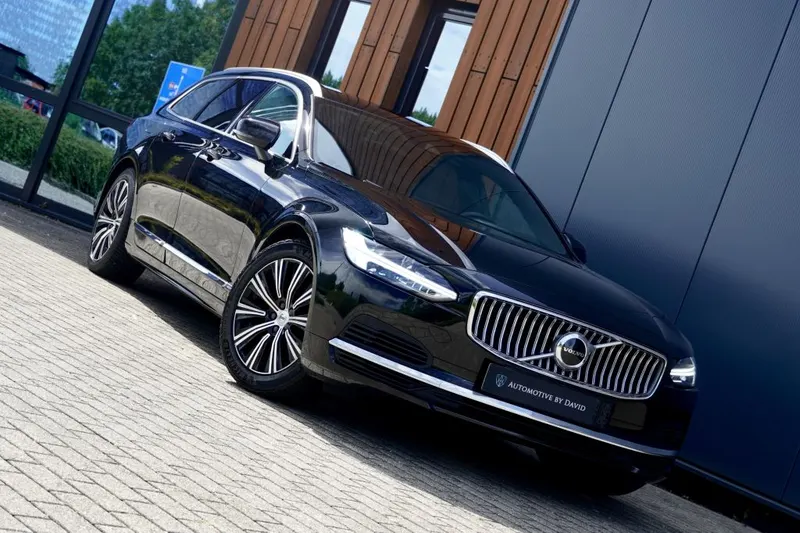 Volvo V90 (2021)