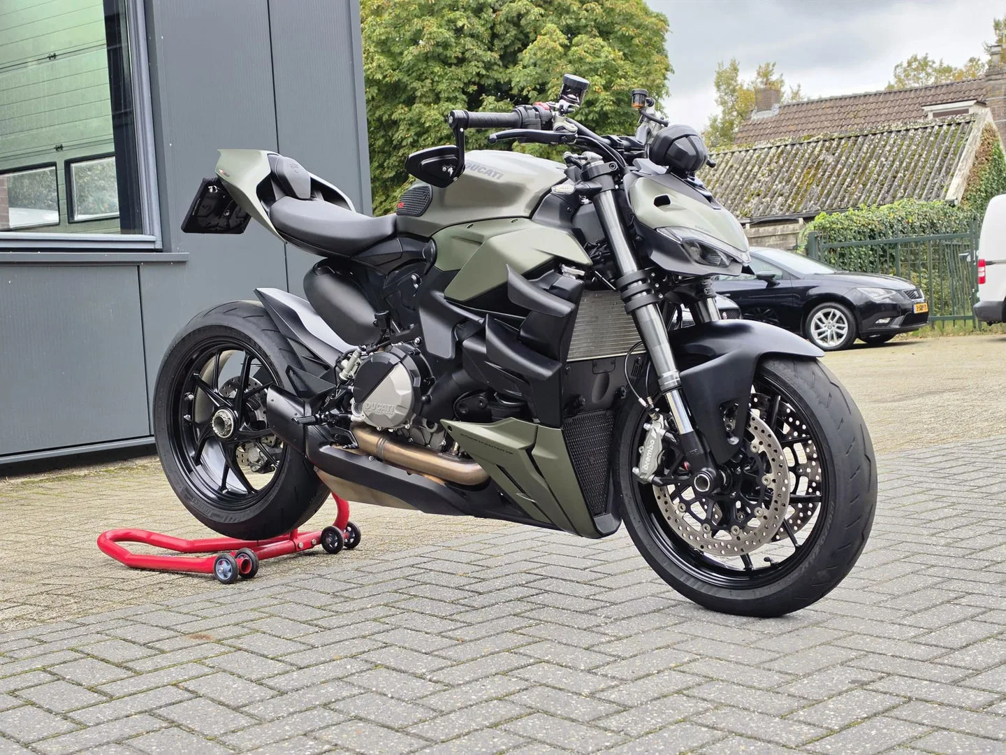 Ducati Streetfighter V2 (2024) — foto 1