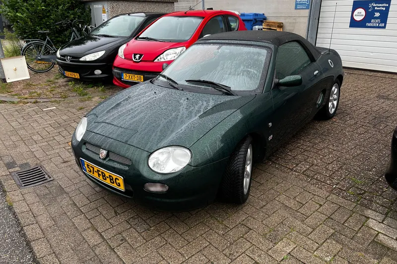 MG F (2000)