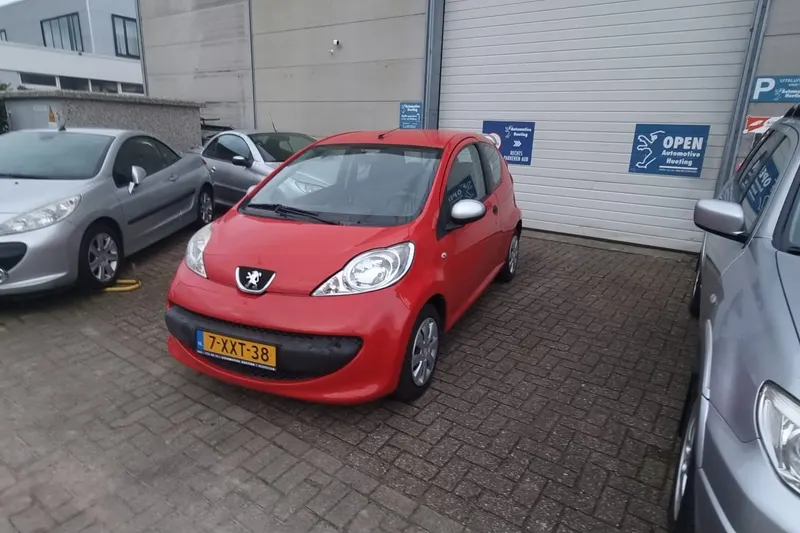Peugeot 107 (2007)