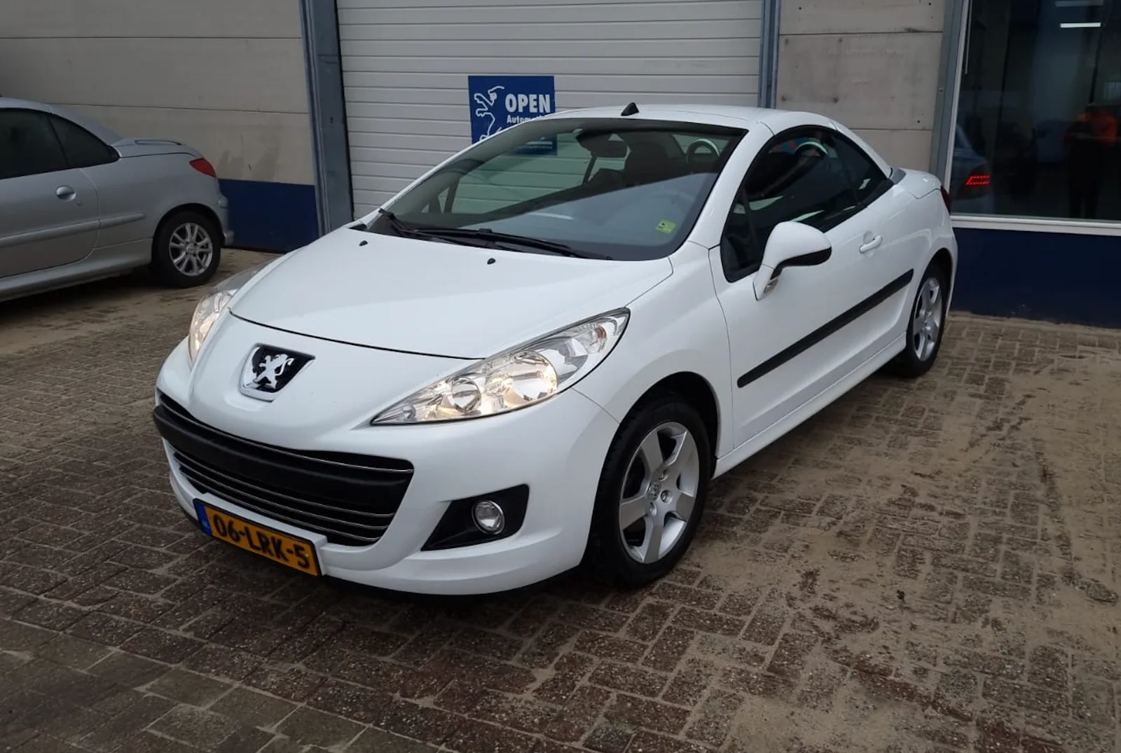 Peugeot 207 (2010) — foto 1