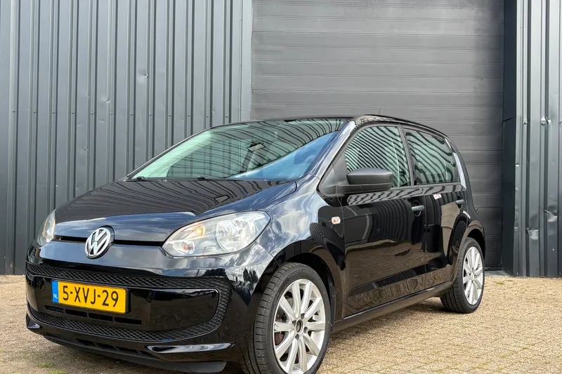 Volkswagen Up! (2014)