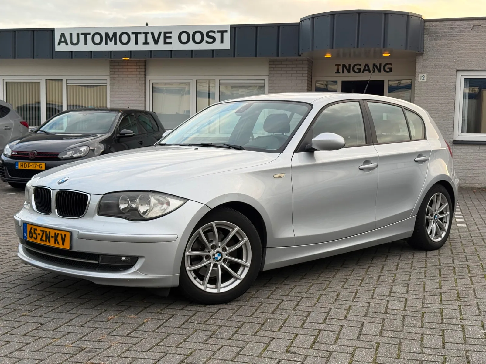 BMW 1-Serie (2008) — foto 1