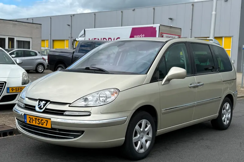 Peugeot 807 (2012)