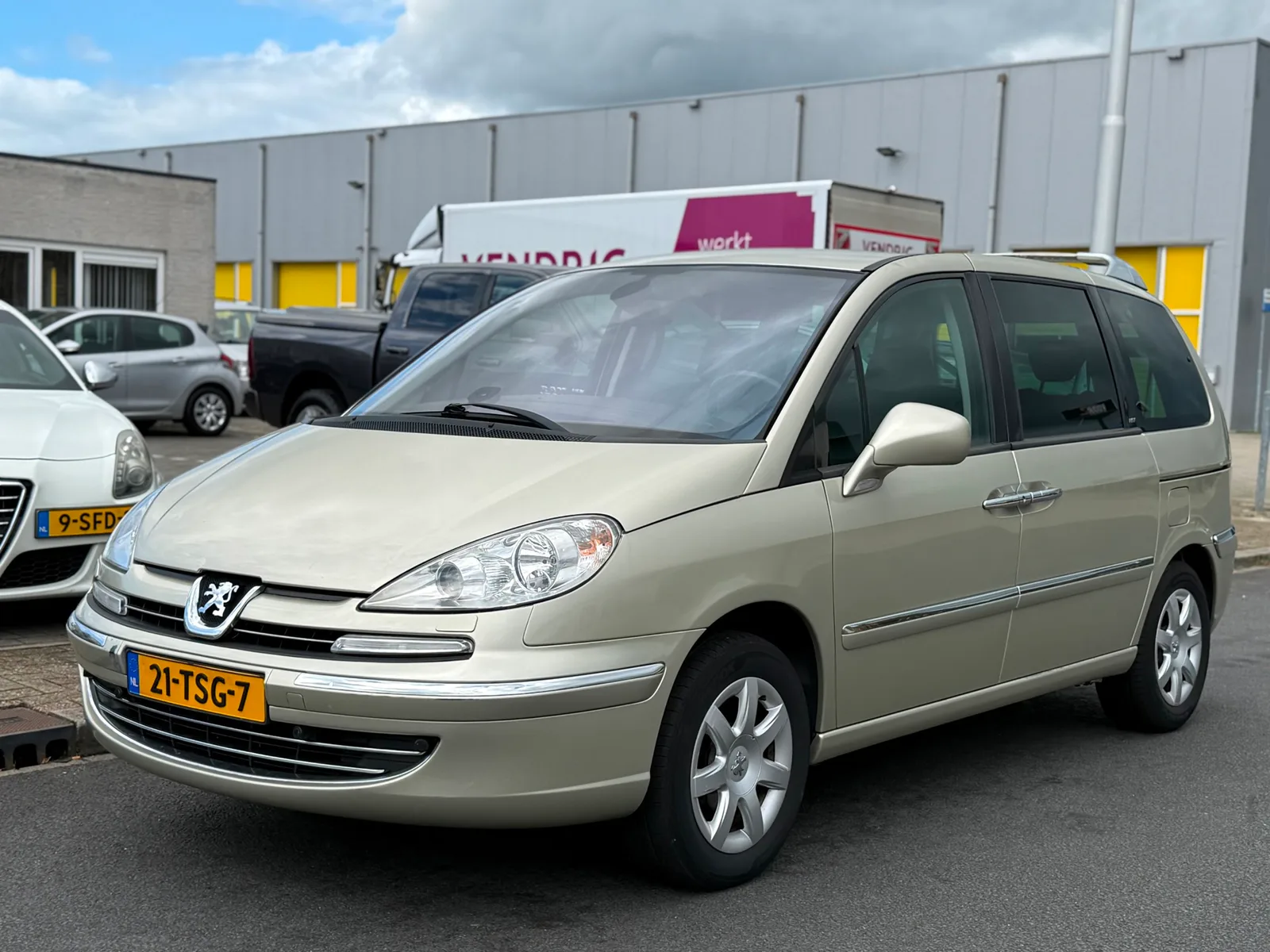 Peugeot 807 (2012) — foto 1