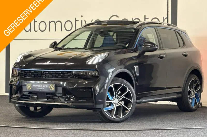 Lynk & Co 01 (2023)