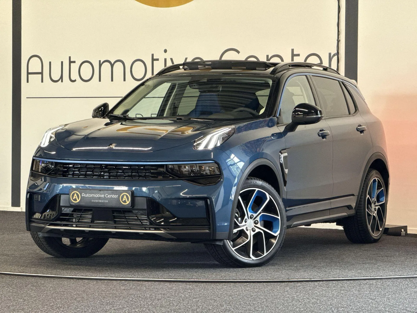 Lynk & Co 01 (2023) — foto 1