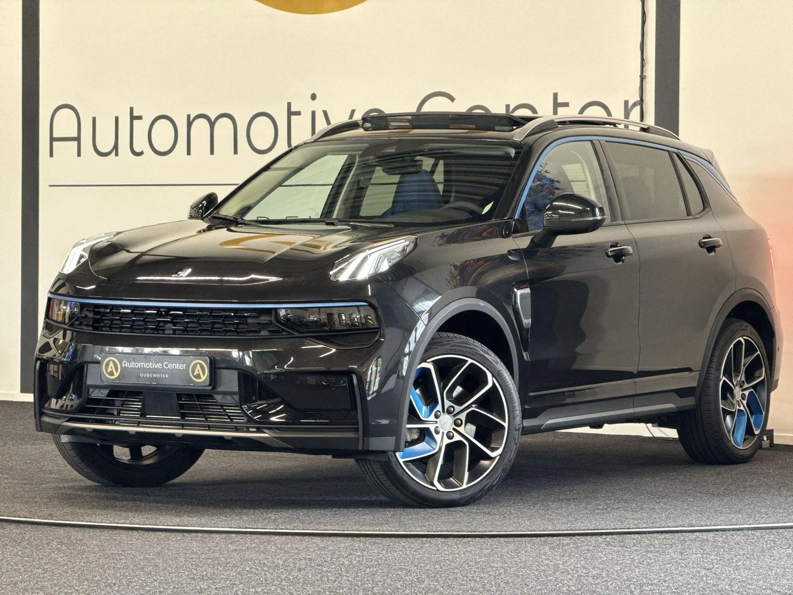Lynk & Co 01 (2022) — foto 1