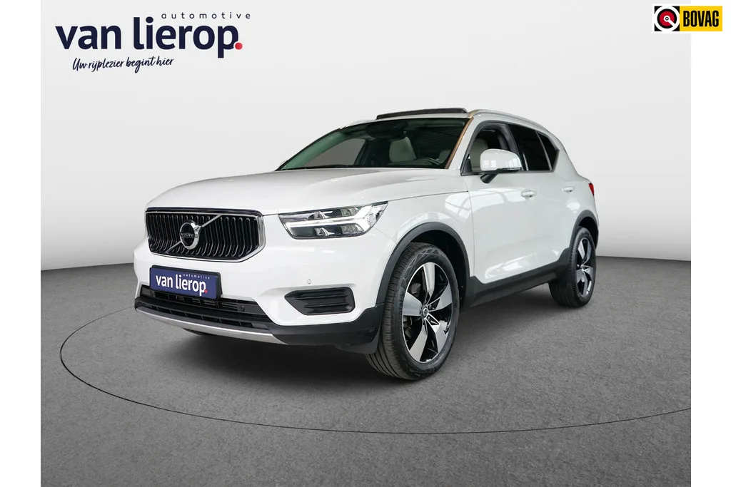 Volvo XC40 (2019) — foto 1