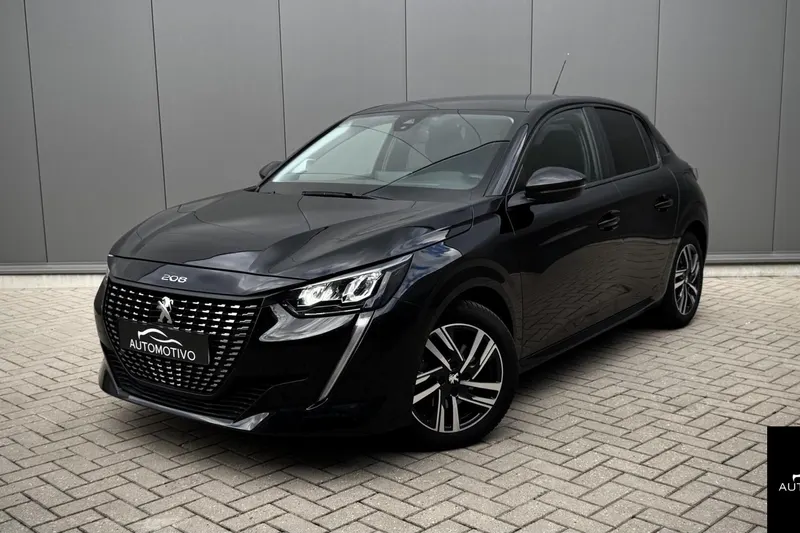 Peugeot 208 (2023)