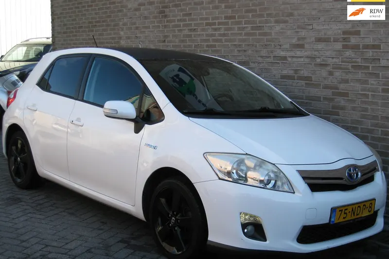 Toyota Auris (2010)