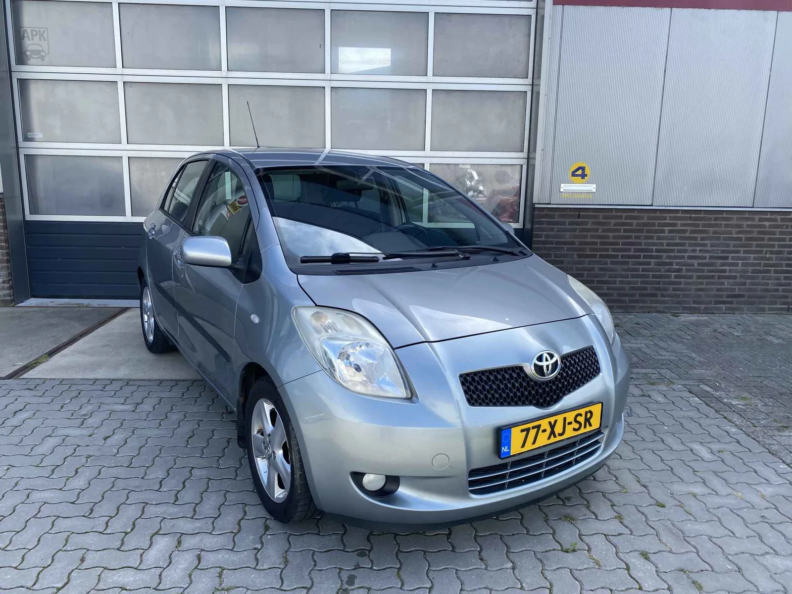 Toyota Yaris (2007) — foto 1