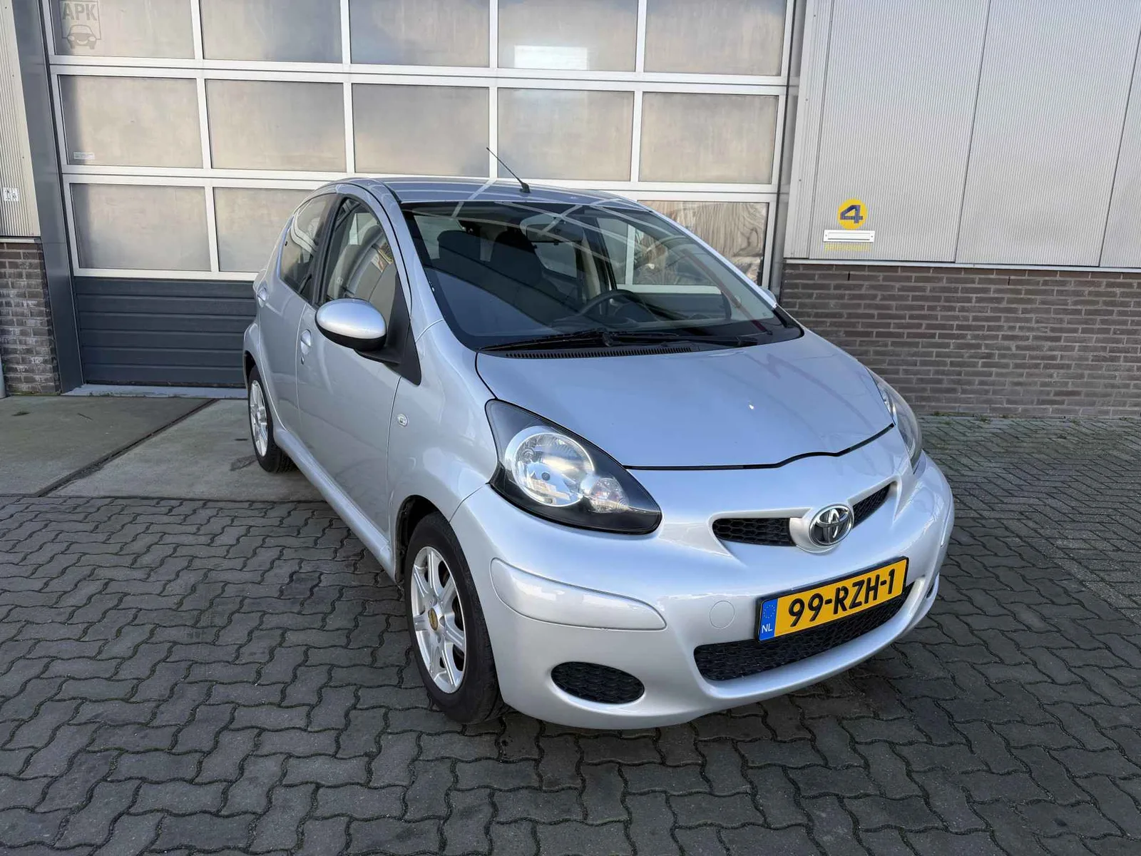 Toyota Aygo (2011) — foto 1