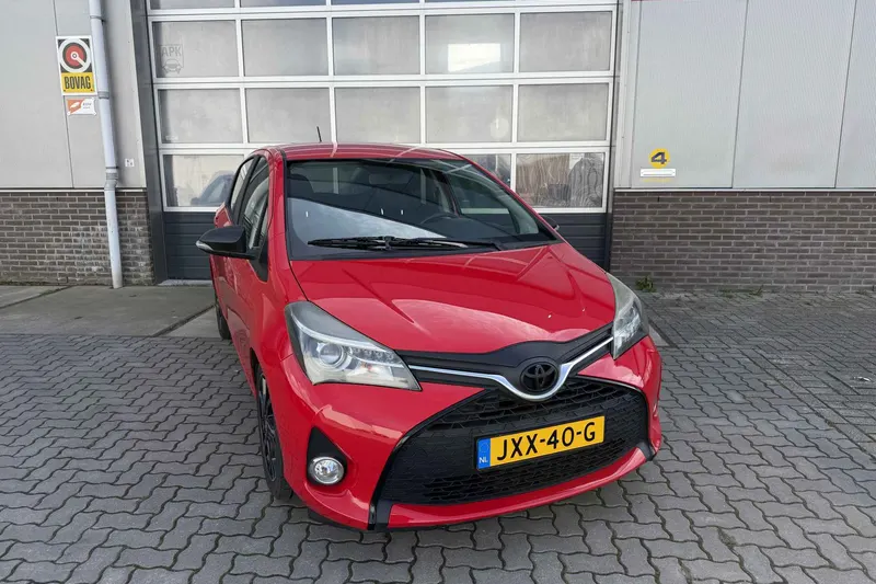 Toyota Yaris (2015)