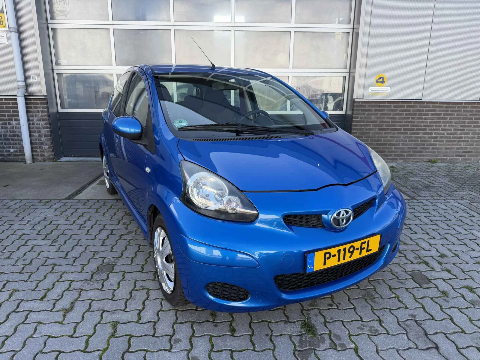 Toyota Aygo (2010) — foto 1