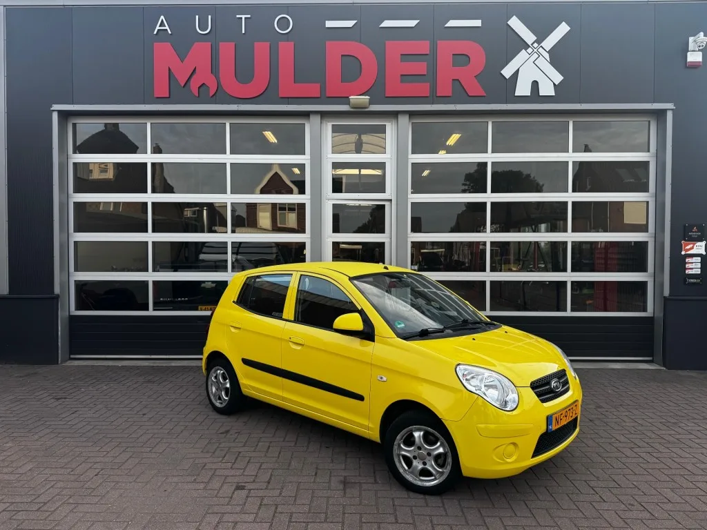 Kia Picanto (2008) — foto 1