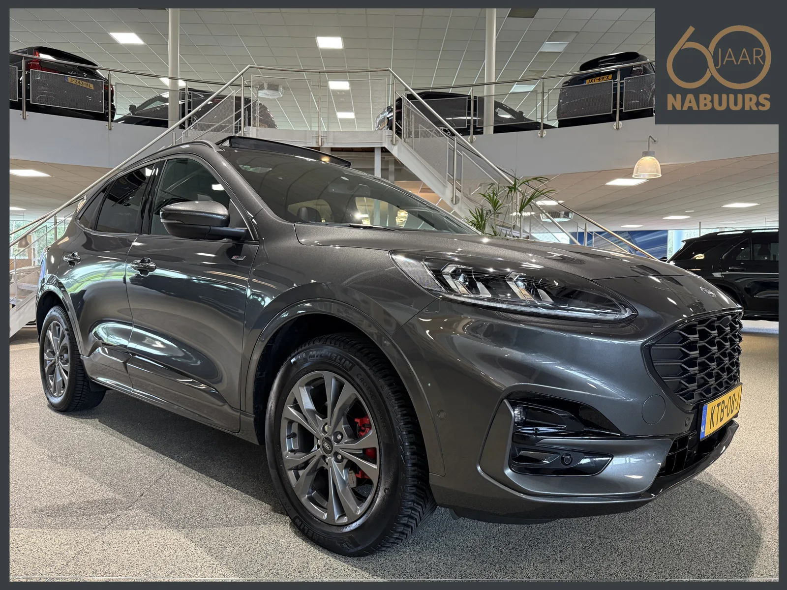 Ford Kuga (2022) — foto 1