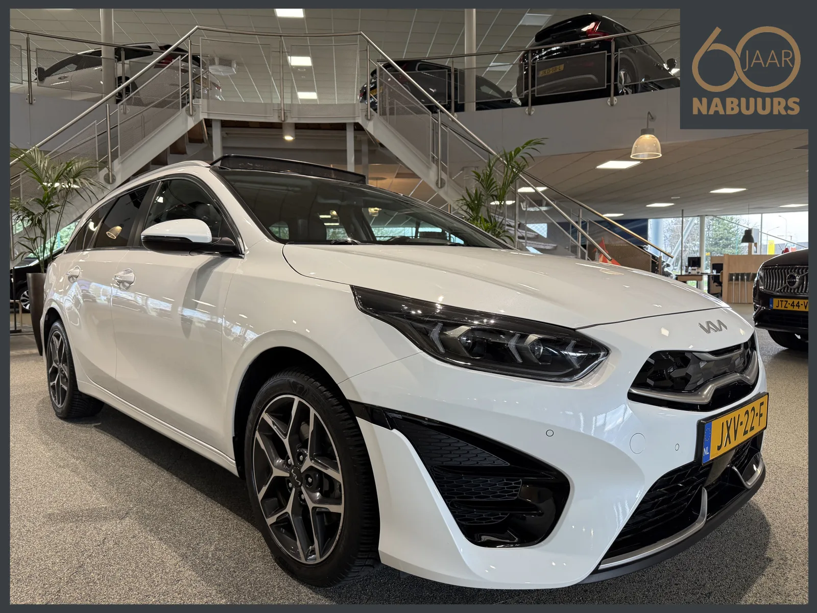 Kia Ceed (2022) — foto 1