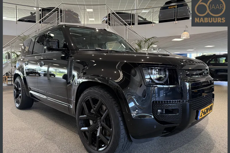Land Rover Defender (2024)
