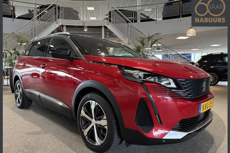 Peugeot 5008 (2022)