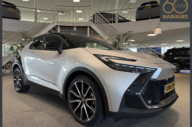 Toyota C-HR (2025)