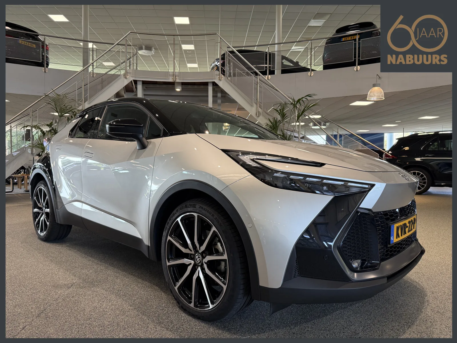 Toyota C-HR (2025) — foto 1