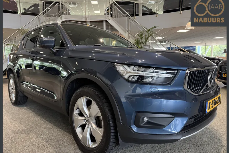 Volvo XC40 (2021)
