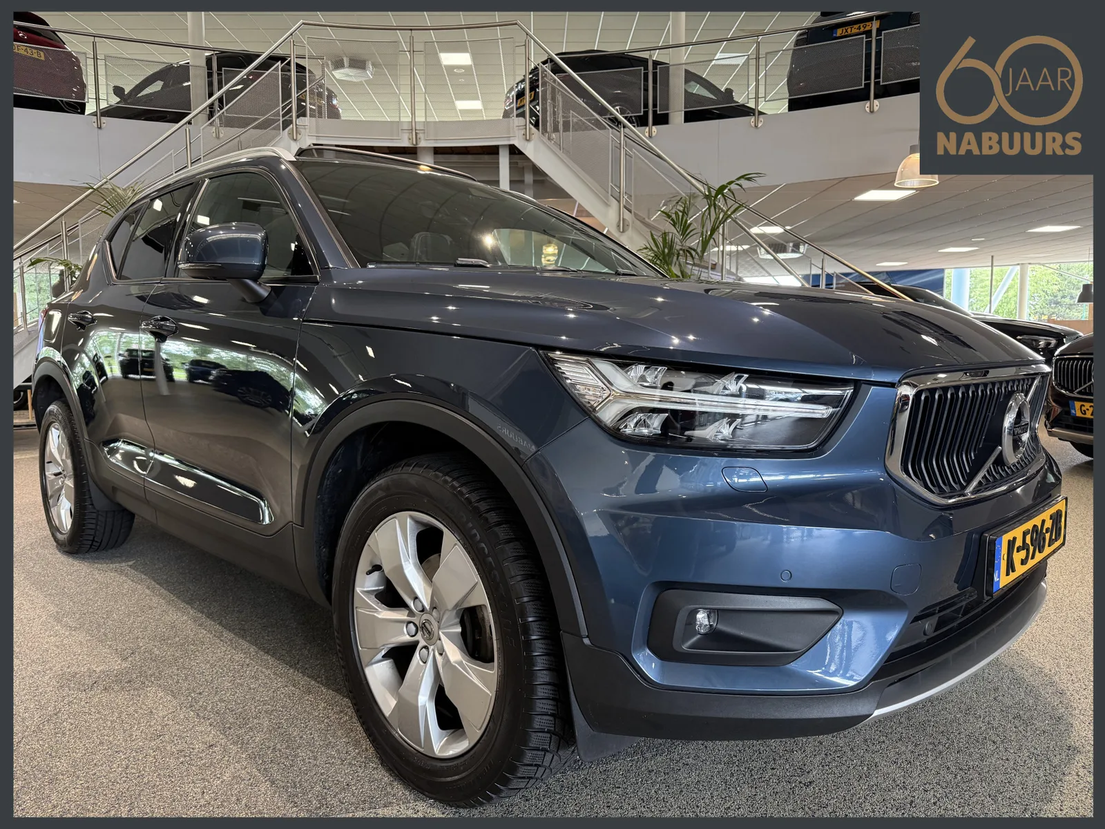 Volvo XC40 (2021) — foto 1